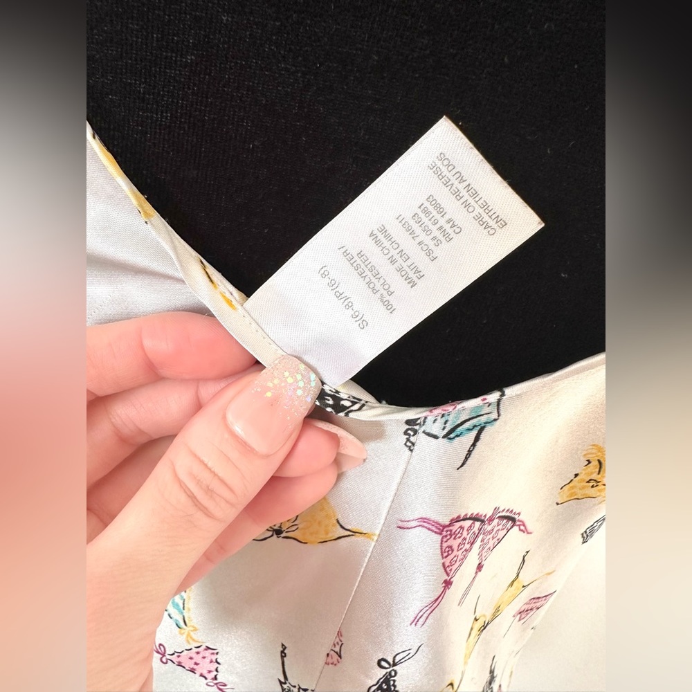 AVON SATIN SLEEP DRESS - Picture 4 of 7